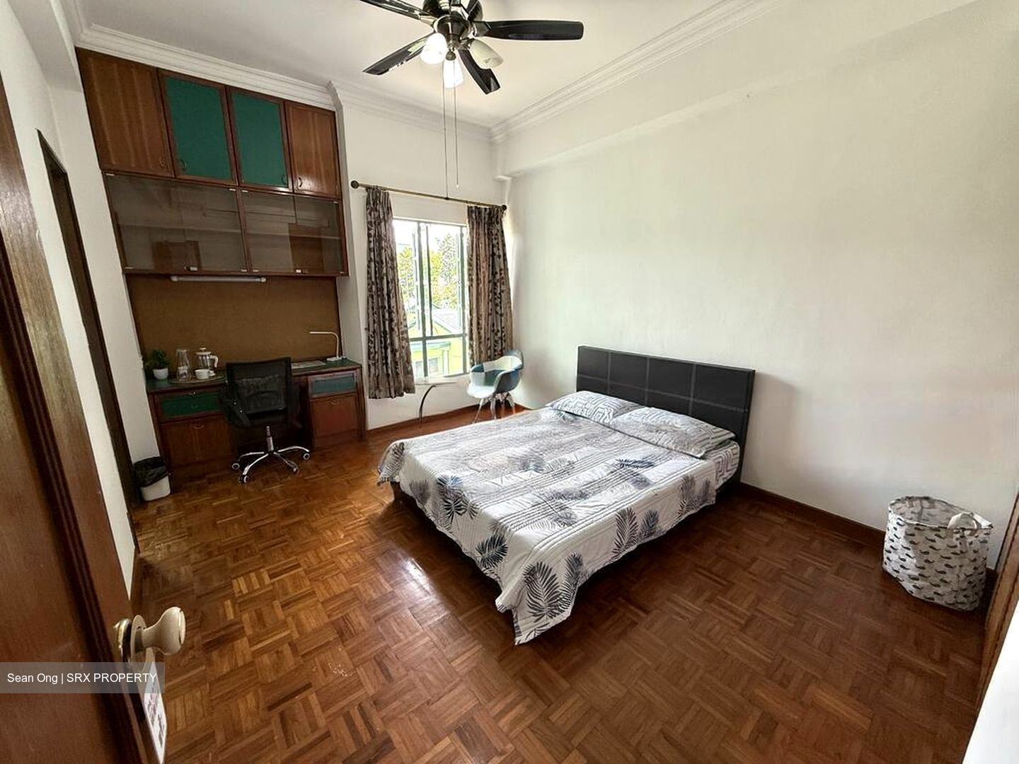 Gold Coast Condo (D5), Condominium #458005041
